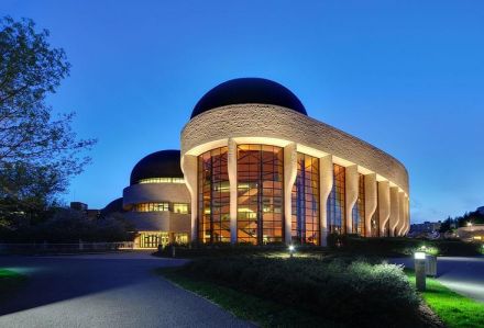 专业上海建筑翻译服务公司：联桥翻译，桥接全球建筑智慧
